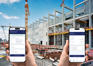 Zwei Hände zeigen Screenshots der App ConnectTime